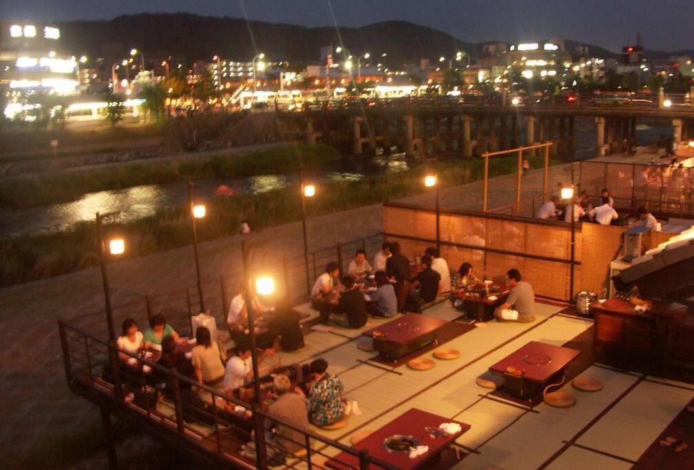 Sanzen Ya Kyoto さんぜんやきょうと- Cozy Art Space For Lover Of Travel - מראה חיצוני תמונה